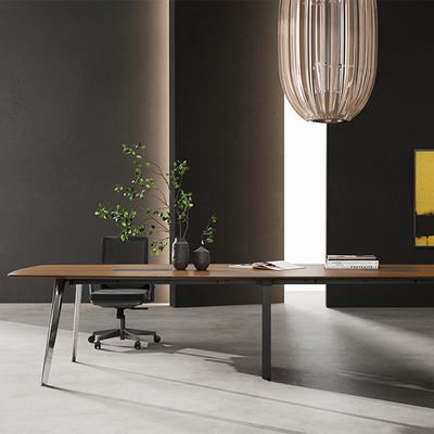 comprar Suporte à personalização Moderno Design Madeira escura Grão Mesa de conferência com pernas de aço laminadas a frio Mobiliário de escritório para salas de reuniões e negociações online manufacture