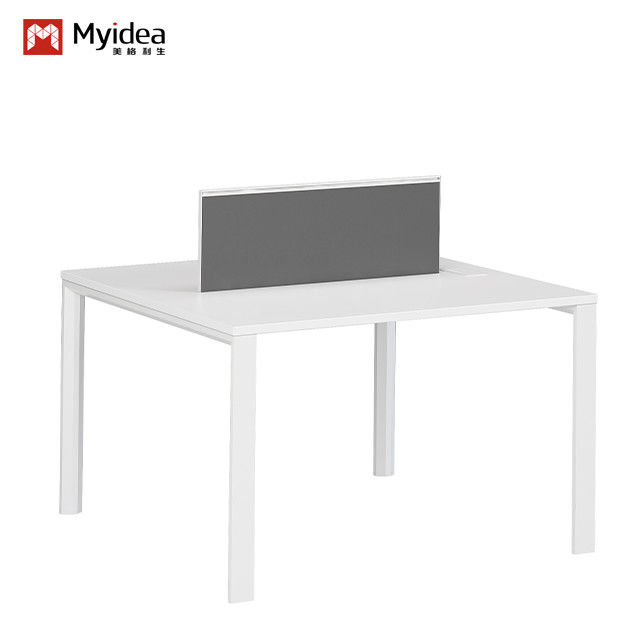 White Four Person Staff Desk Facing the Company with Bright Color Desk Screen and Wire Box Texture Customized for Office